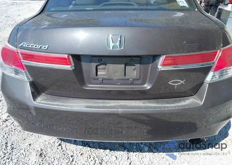 2011 Honda Accord 2.4 Ex-L from USA, damaged, VIN 1HGCP2F87BA083393